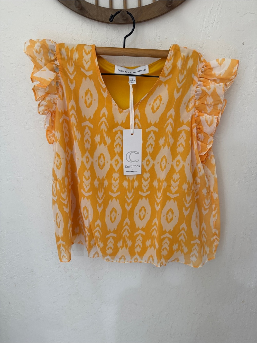 Curations X Sarah Anderson Yellow White V Neck Cap Sleeve Ruffle Blouse Medium
